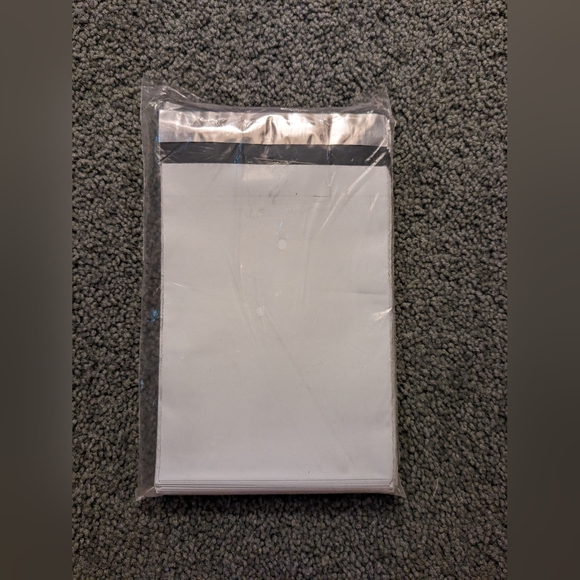 Assorted Packing Materials - Picture 8 of 14